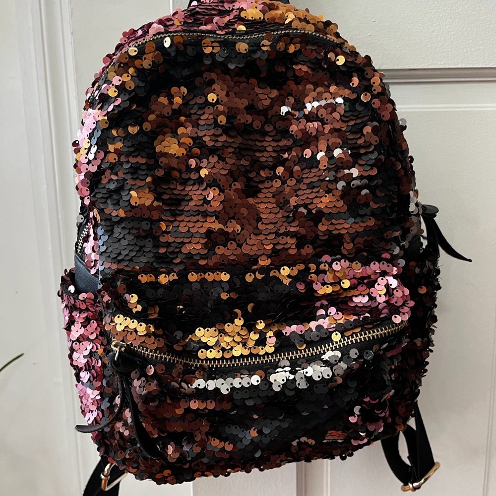 Small sicuence backpack
